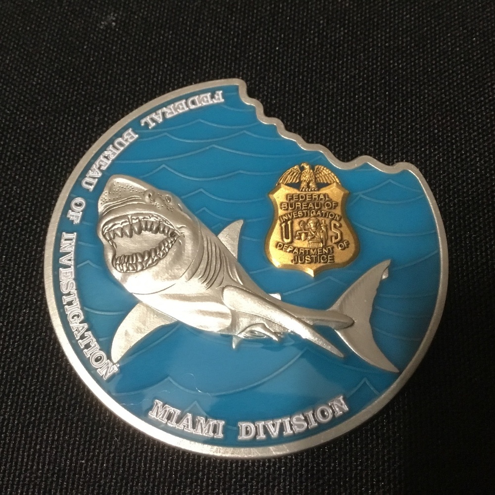 FBI Miami Challenge Coin Nice BITE! Shark/ FBI Logo other - Picture 2 of 7